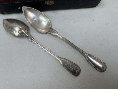 Série de 12 petites cuillères en argent 950/1000,...