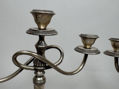 Paire de flambeaux en argent étranger 800/1000,...