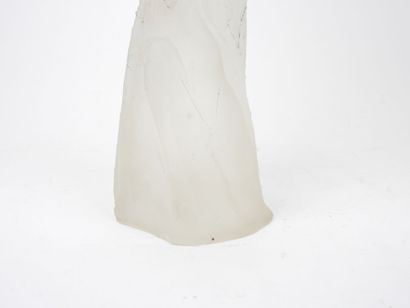 Georges STAHL (né en 1951).
Coupe en pâte...