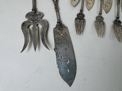 Partie de ménagère à poisson en argent 950/1000,...