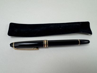 MONTBLANC. 
Stylo-plume 