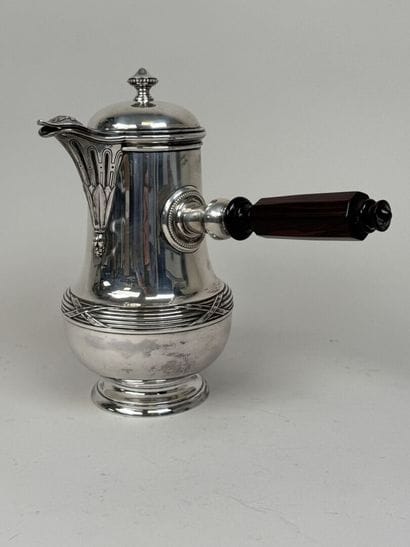 Chocolatière en argent 950/1000, poinçon...