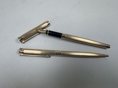 MONT BLANC.
Noblesse Oblige.
Parure de stylo...
