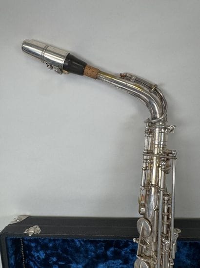 SELMER & Cie, 4 Place DANCOURT à Paris.
Saxophone...