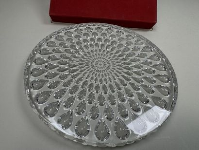 BACCARAT.
Modèle goutte d'eau.
Dessous de...