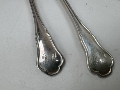Série de 12 couverts de table en argent 950/1000,...