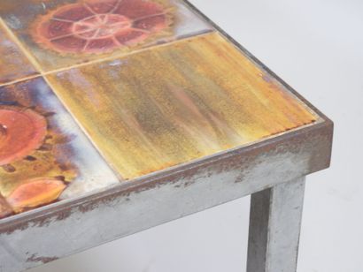Table basse rectangulaire en métal laqué...