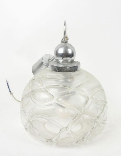 HANDARBEIT MUNDGEBLASEN.
Suspension en verre...