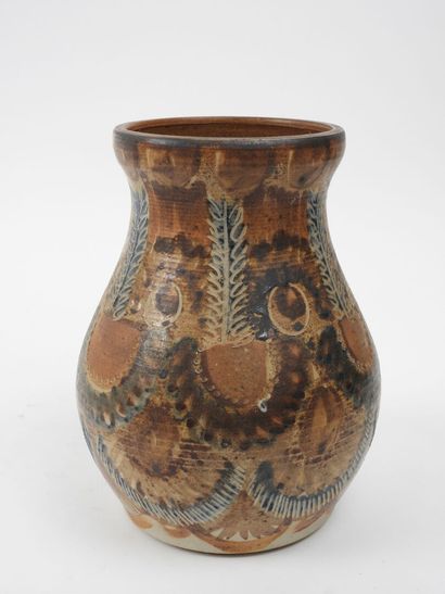 Jean-Claude COURJAULT (né en 1940).
Vase...