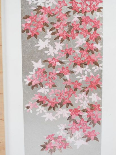Hajime NAMIKI (1947). 
Fleurs.
Lithographie,...