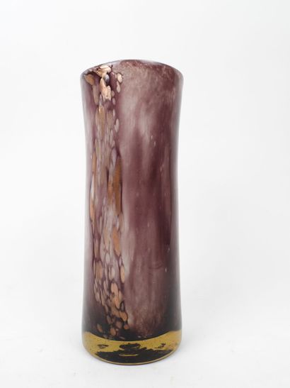 Hand-blown glass vase in shades of mauve.
20th-century...