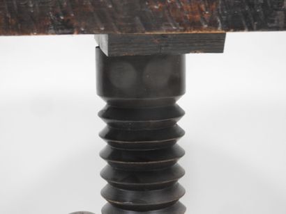 Charles DUDOUYT (1885-1946).
Table basse...