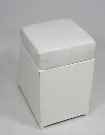 Tabouret de magasin de chaussures en bois...