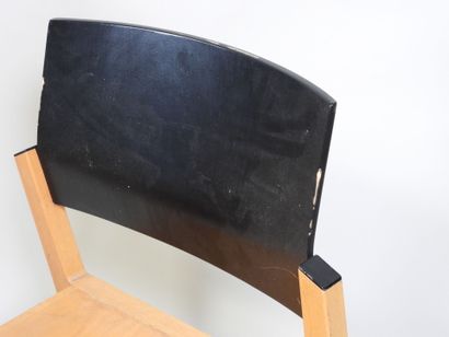 WIESNER HAGER.
Suite de quatre chaises en...