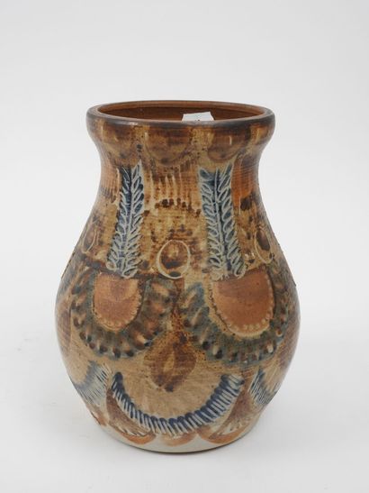 Jean-Claude COURJAULT (né en 1940).
Vase...