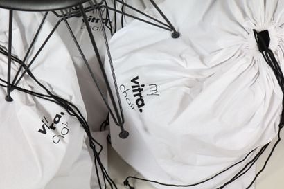 Charles (1907-1978) et Ray EAMES (1912-1988),...