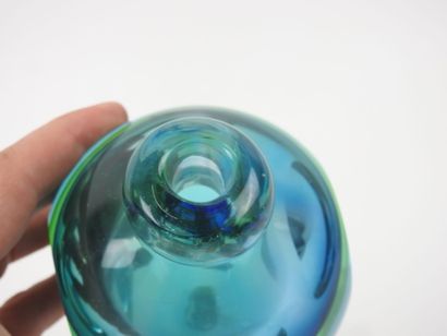 MURANO, 20th century.
Ball-shaped bottle...