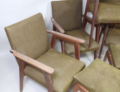 Suite de quatre fauteuils et deux tabourets...