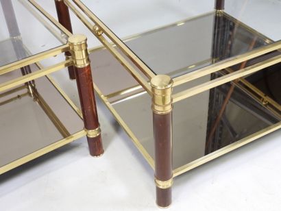 Ensemble comprenant une table basse et un...