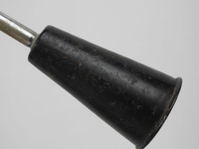 FASE.
Lampe de bureau articulée modèle 