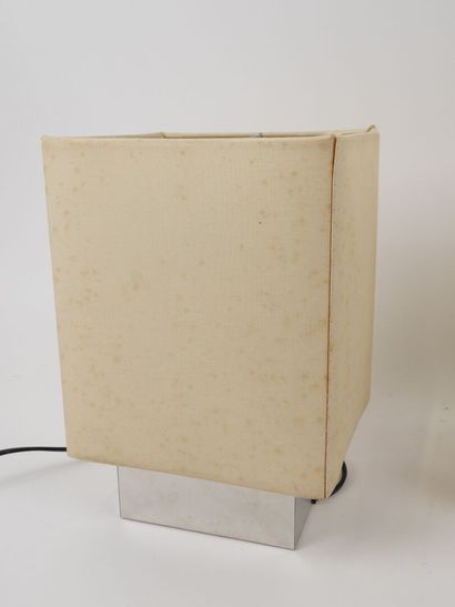 IKEA.
Paire de lampes années 80 modèle 