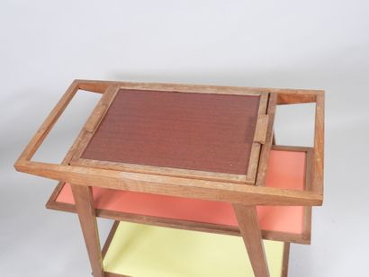 Roger GONIN (XXe).
Desserte roulante en bois...