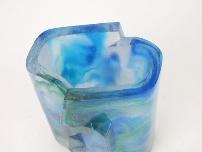 Eric SCHAMSCHULA (1925–2004).
Geometric vase...