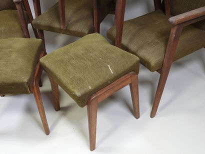 Suite de quatre fauteuils et deux tabourets...