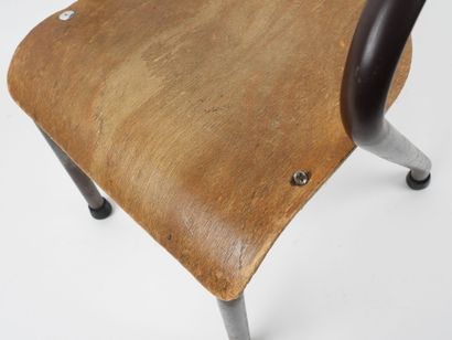 Jacques HITIER (1917-1999).
Chaise pour enfant...