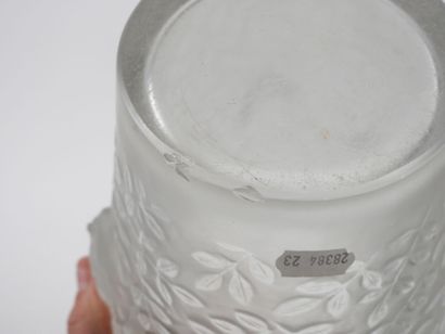LALIQUE.
Pressed-molded glass vase, 
