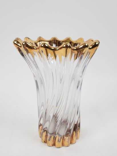 Vase with wavy edges and twisted ribs, made...