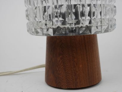 Petite lampe en teck et abat-jour circulaire...