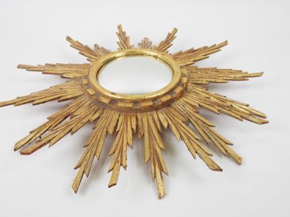 Miroir sorcière en forme de soleil en bois...