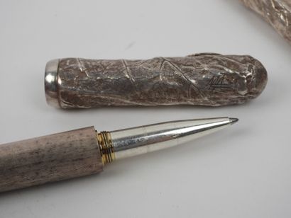 Michel AUDIARD (né en 1951).
Stylo à plume...