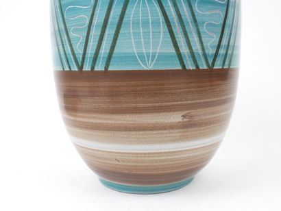 Vase en céramique à couverte brune et verte...