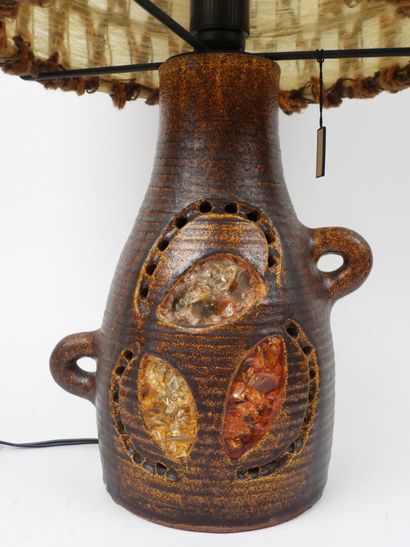 LES POTERIES D'ACCOLAY.
Lampe en céramique...