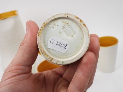 Roger CAPRON (1922-2006).
Partie de service...