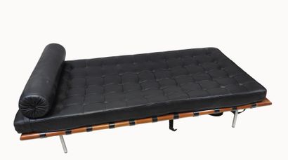 Ludwig MIES VAN DER ROHE (1886-1969),
Banquette...