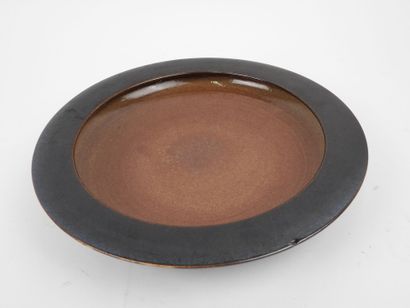 Matthieu ROBERT (né en 1962).
Coupe circulaire...