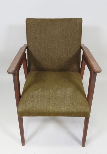 Suite de quatre fauteuils et deux tabourets...