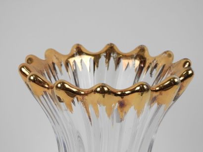Vase with wavy edges and twisted ribs, made...