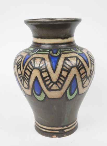 Jules HENRIOT (1866–1946) for ODETTA in QUIMPER.
Ceramic...