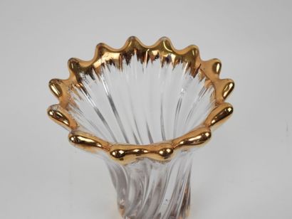 Vase with wavy edges and twisted ribs, made...