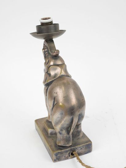 Louis FONTINELLE (1886-1964).
Éléphant de...