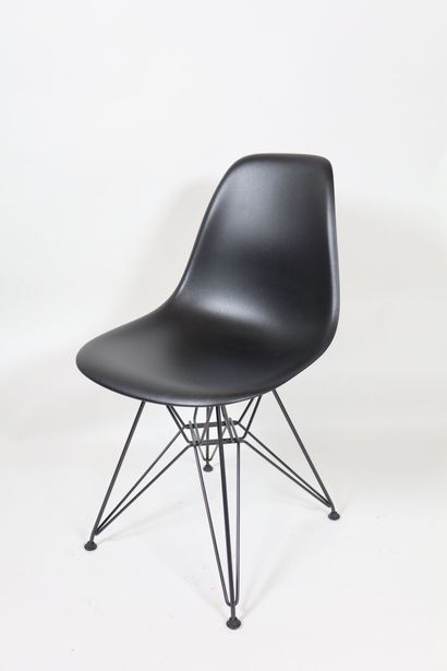Charles (1907-1978) et Ray EAMES (1912-1988),...