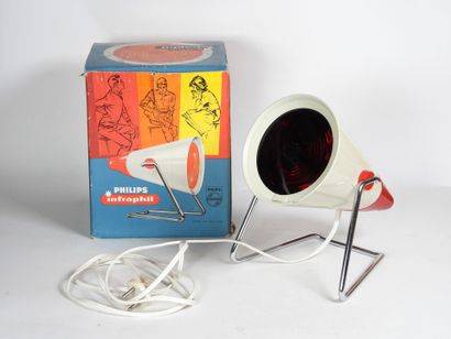 Charlotte PERRIAND (1903-1999), pour PHILIPS.
Lampe...