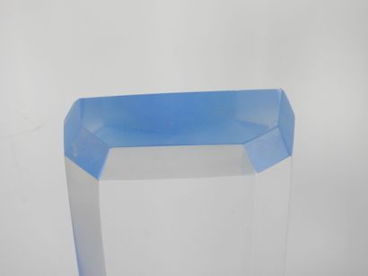 Eric SCHAMSCHULA (1925–2004).
Totem.
Glass...