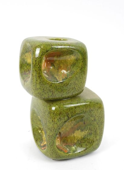Vase soliflore en céramique émaillée verte...