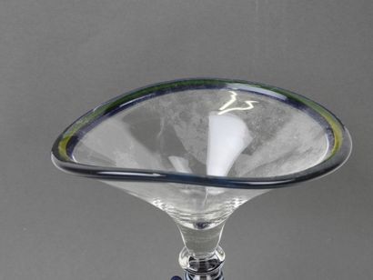 MURANO, 20th century.
Blown glass goblet...