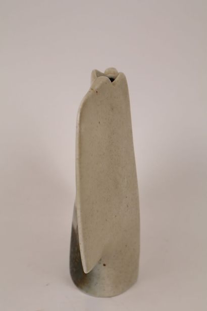 Yves MOHY (1929-2005) et VIREBENT.
Vase aplati...